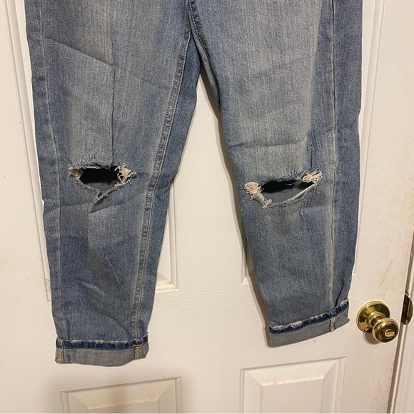 Highest rise mom jean size 6 - Picture 5 of 9